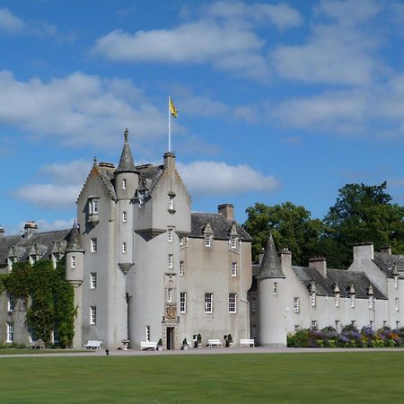 Отель The Delnashaugh Ballindalloch Экстерьер фото