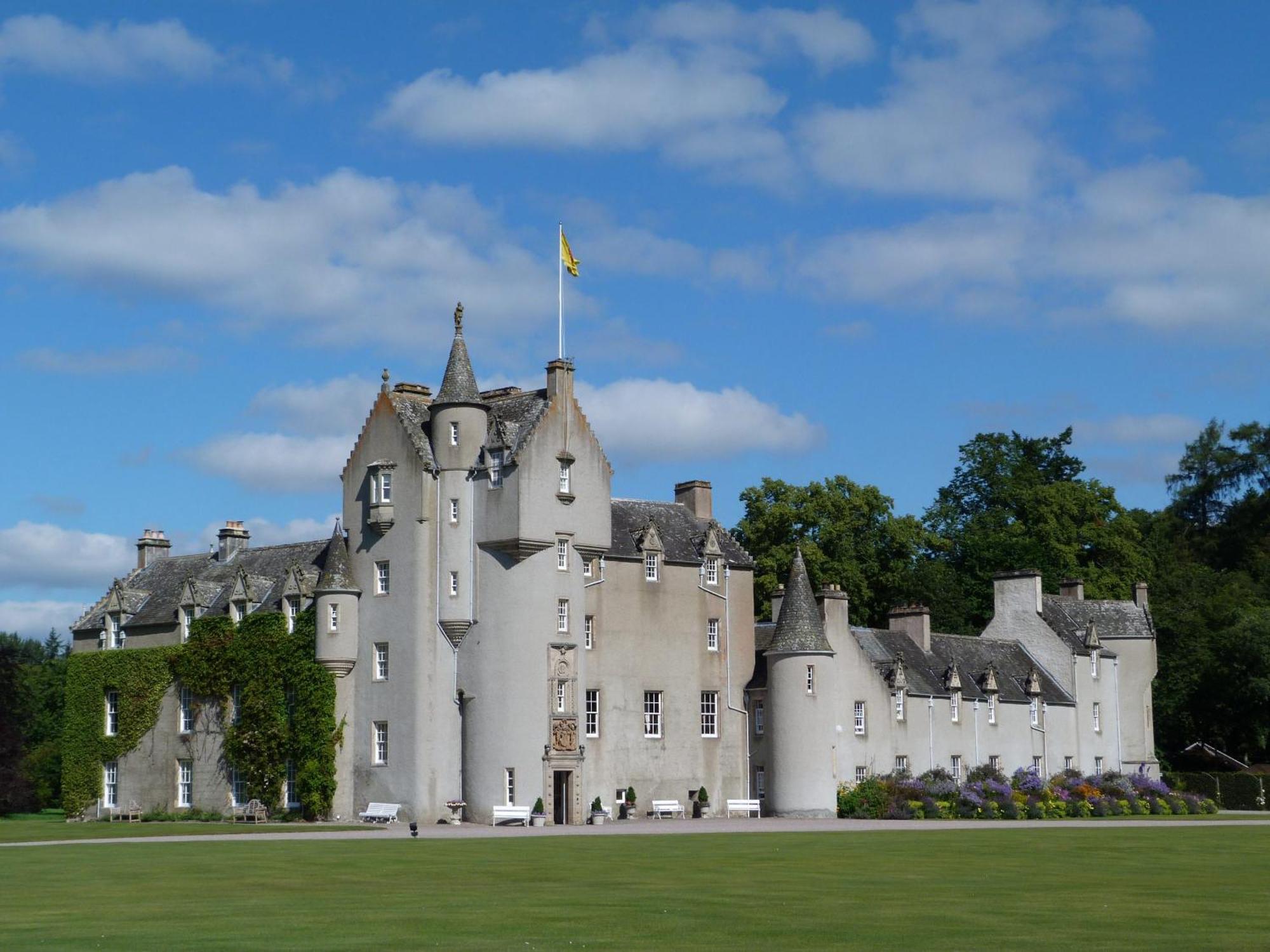 Отель The Delnashaugh Ballindalloch Экстерьер фото